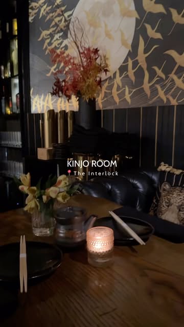The perfect spot for date night. Girls’ night. Or a well-deserved treat-yourself night. 

With an intimate atmosphere, beautifully made cocktails and amazing sushi, @kinjoroom at The Interlock is made for nights worth savoring. 🍣
