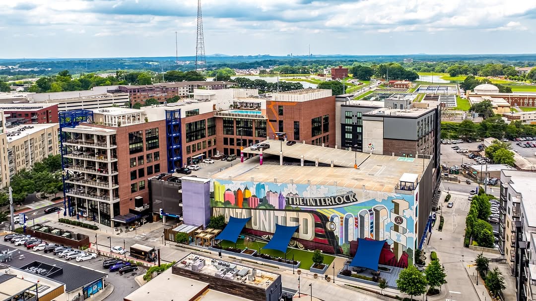 Find your vibe in the heart of West Midtown. 🏙️

The Interlock brings dining, shopping, entertainment, work and stays together across nine walkable acres designed to keep you in the center of it all.

Grab a bite, shop around, challenge your friends at @puttshack or make a night of it at @bellyardhotel. However you spend your day, there’s always more to discover at The Interlock.